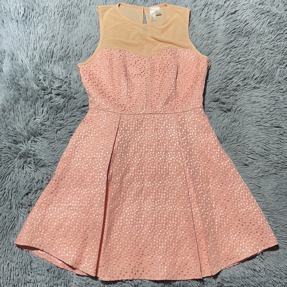 Forever 21 Dresses & Skirts - 🥰🥰Forever 21 Polka Dot Dress🥰🥰